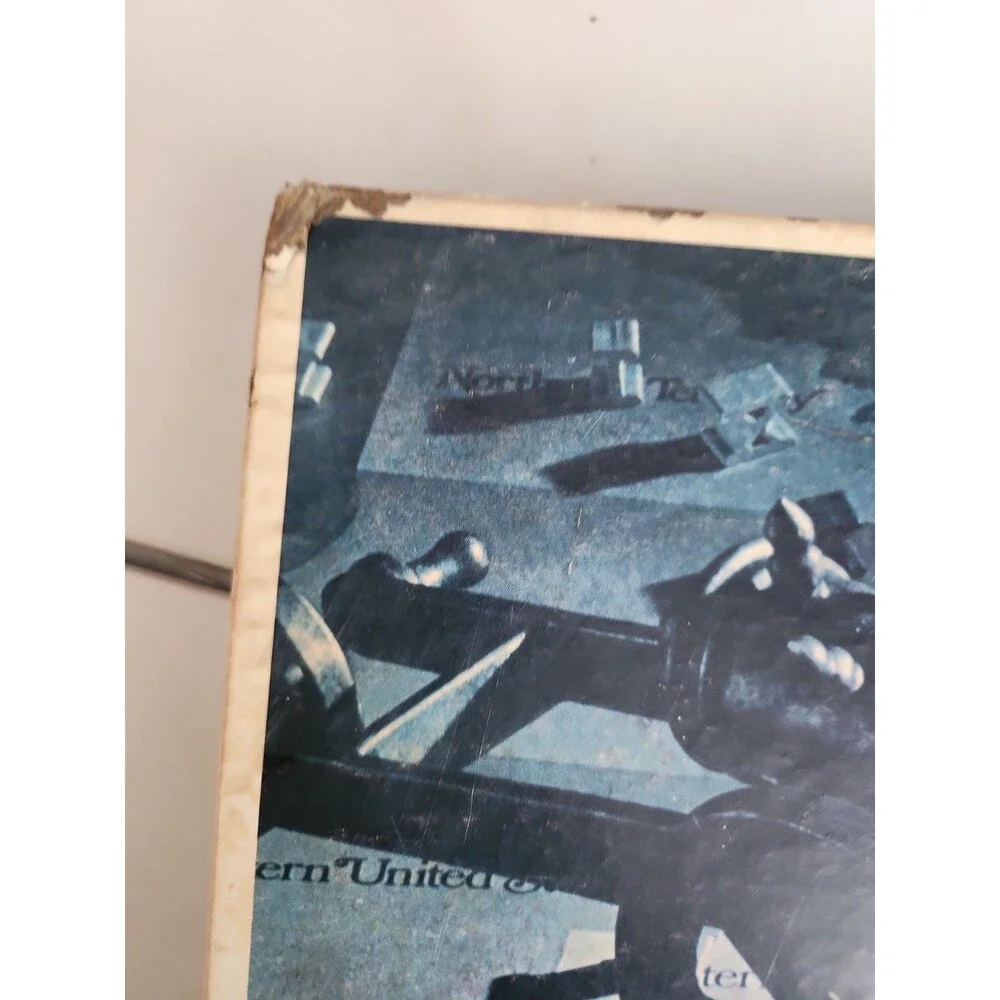Vintage 1975 Board Game Risk Parker Brothers Complete